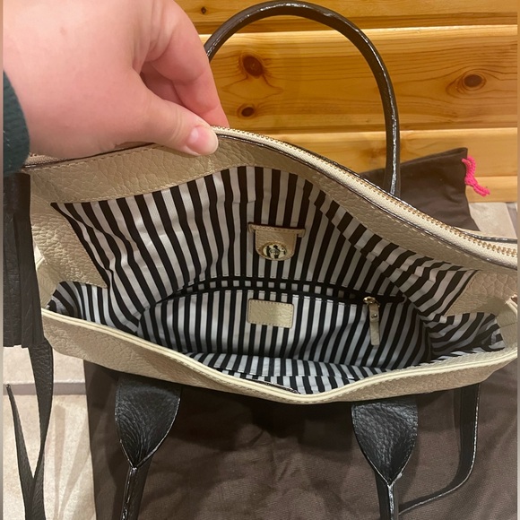 Kate Spade Black and Beige Southport Avenue Carmen Convertible Satchel - Picture 4 of 7